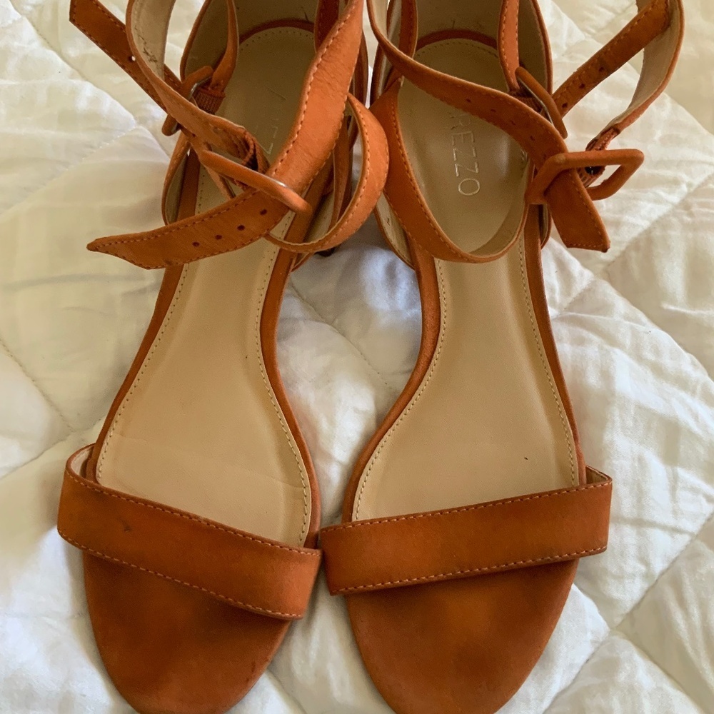Sandals Arezzo